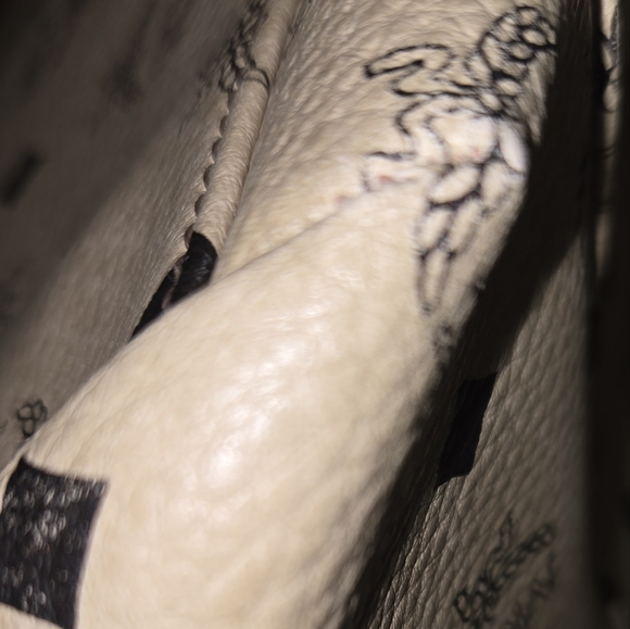 MCM Beige & Pink Stripe Shoulder Bag w/Certificate of Authenticity - Picture 12 of 15